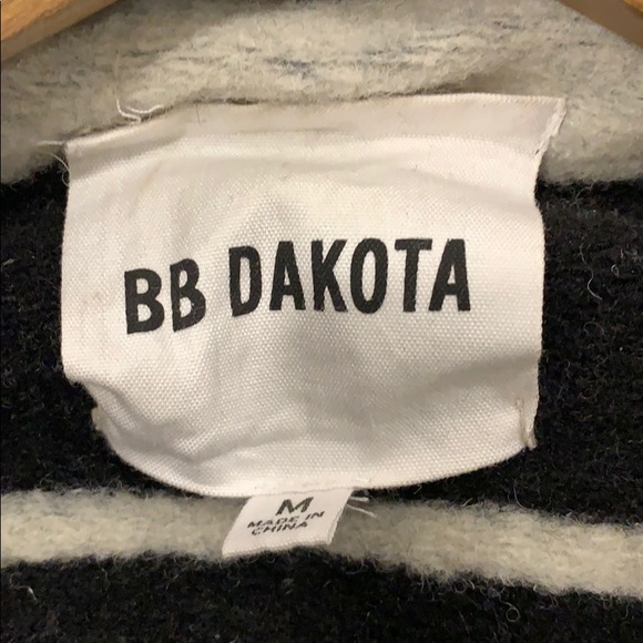 Comfy Sweater - Picture 4 of 4